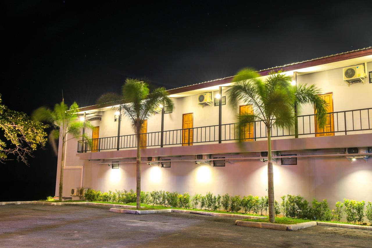 Sea Stone Hotel Nakhon Si Thammarat Esterno foto
